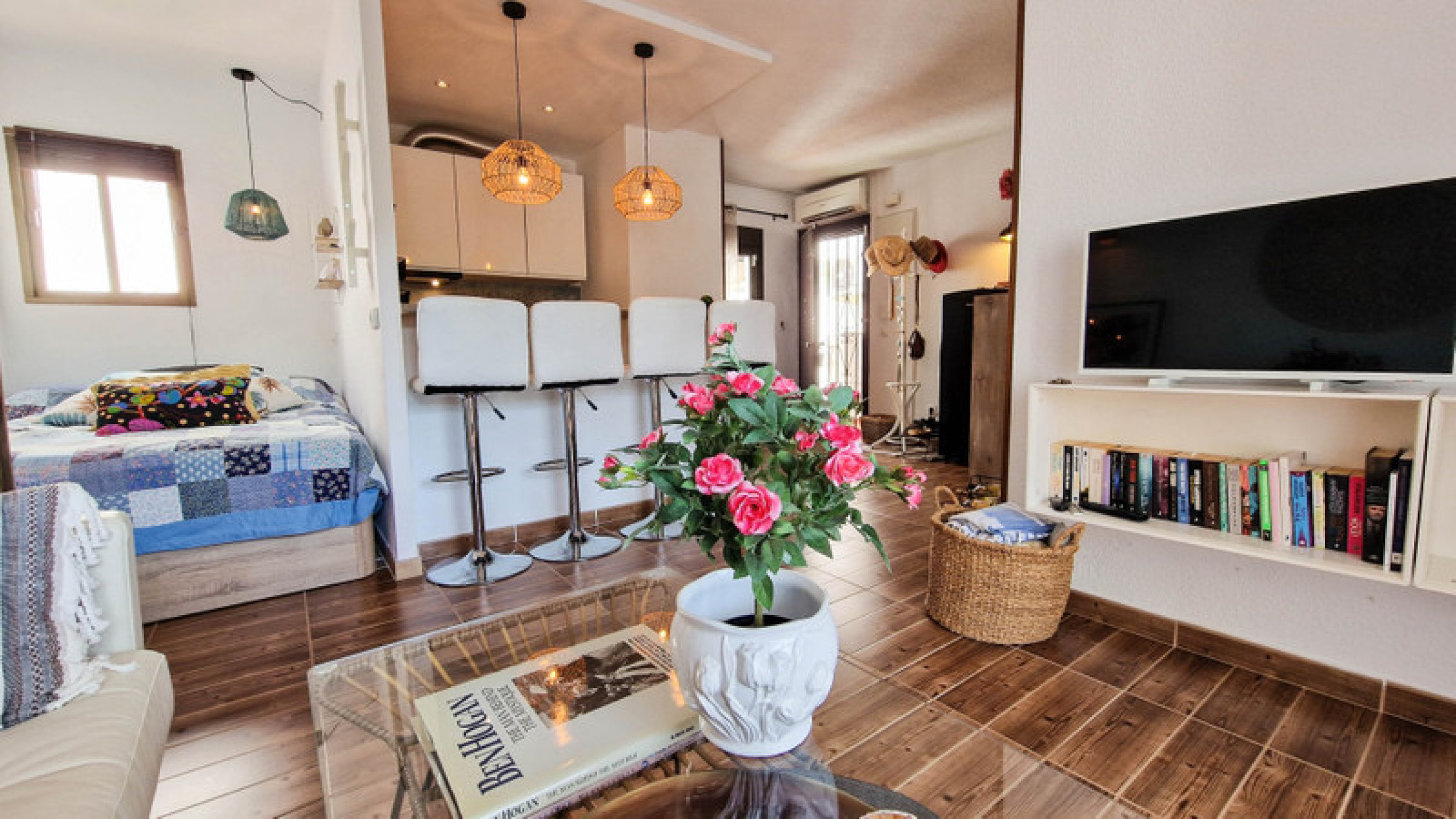 House in La Duquesa - view 1