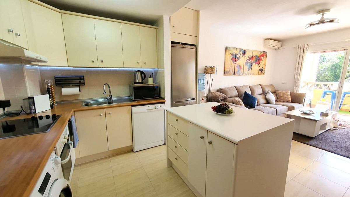 House in Fuengirola - Image 3