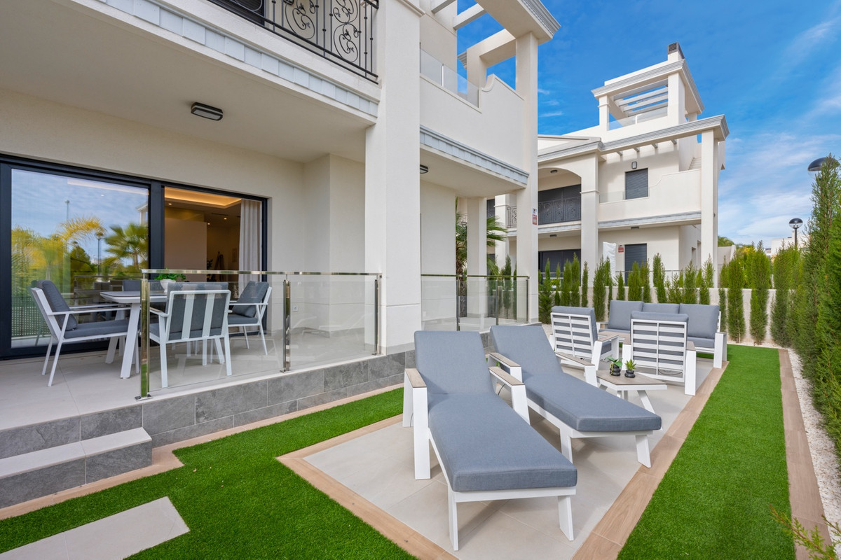 House in Rojales - view 1