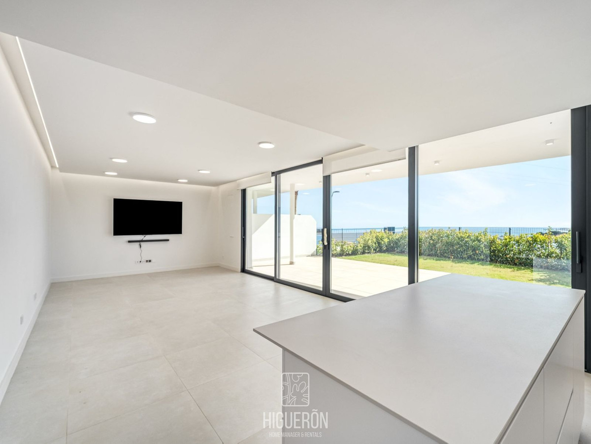 House in Fuengirola - view 1