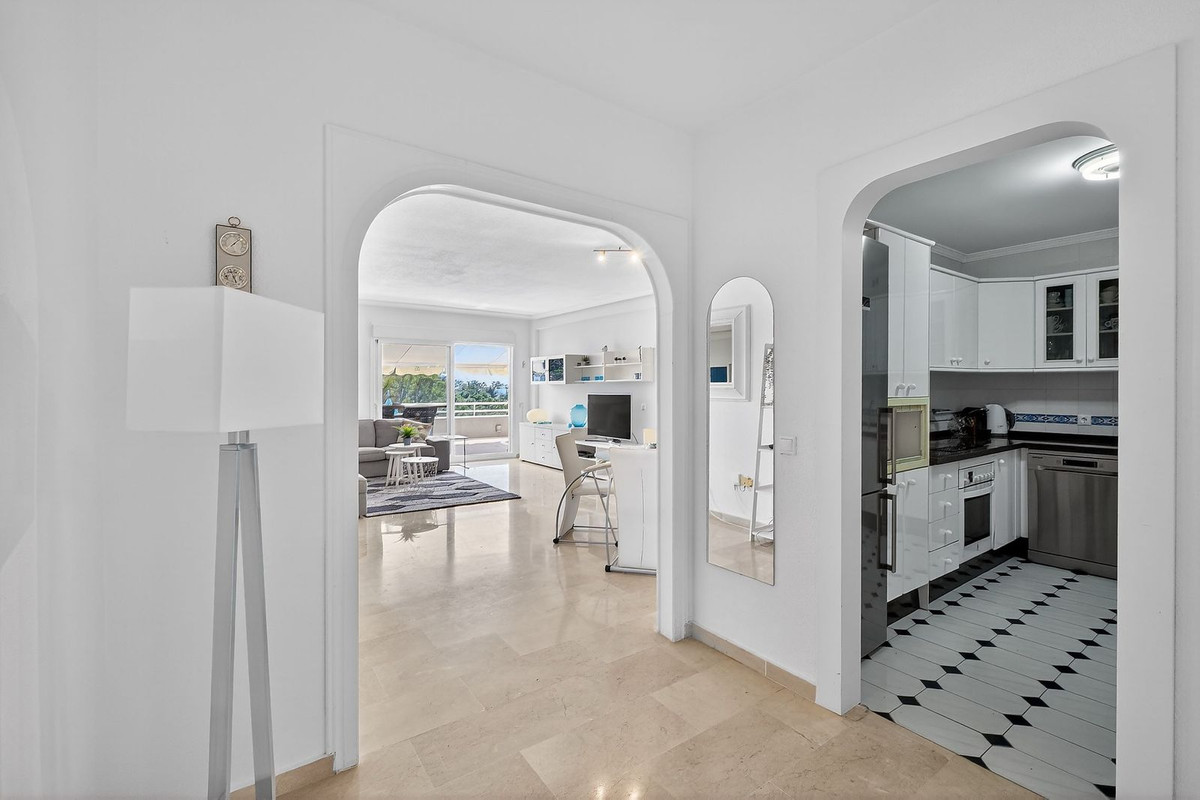 House in Torrequebrada - Image 3