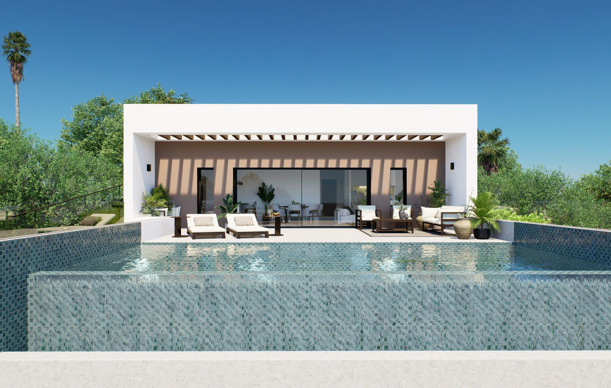 Villa in Estepona - Image 3