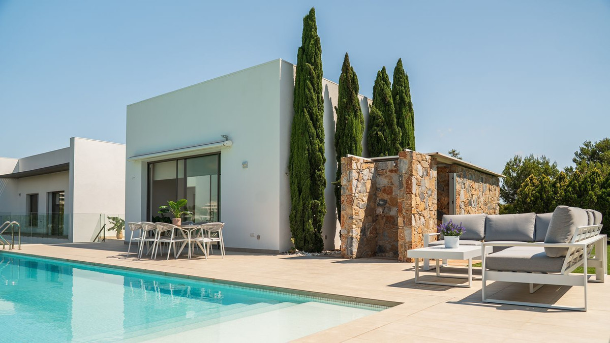 Villa in Dehesa de Campoamor - Image 3