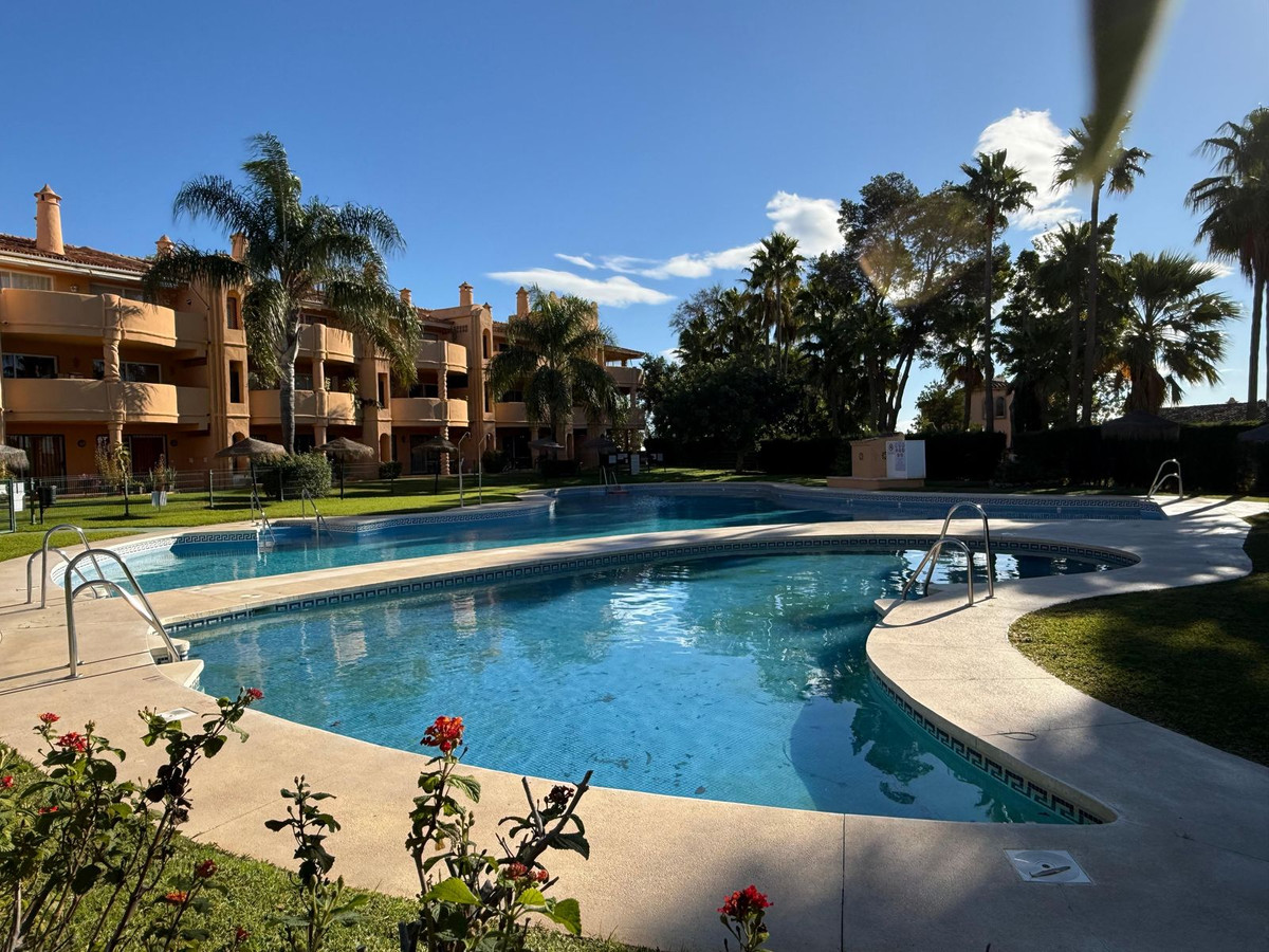 House in Sitio de Calahonda - view 1