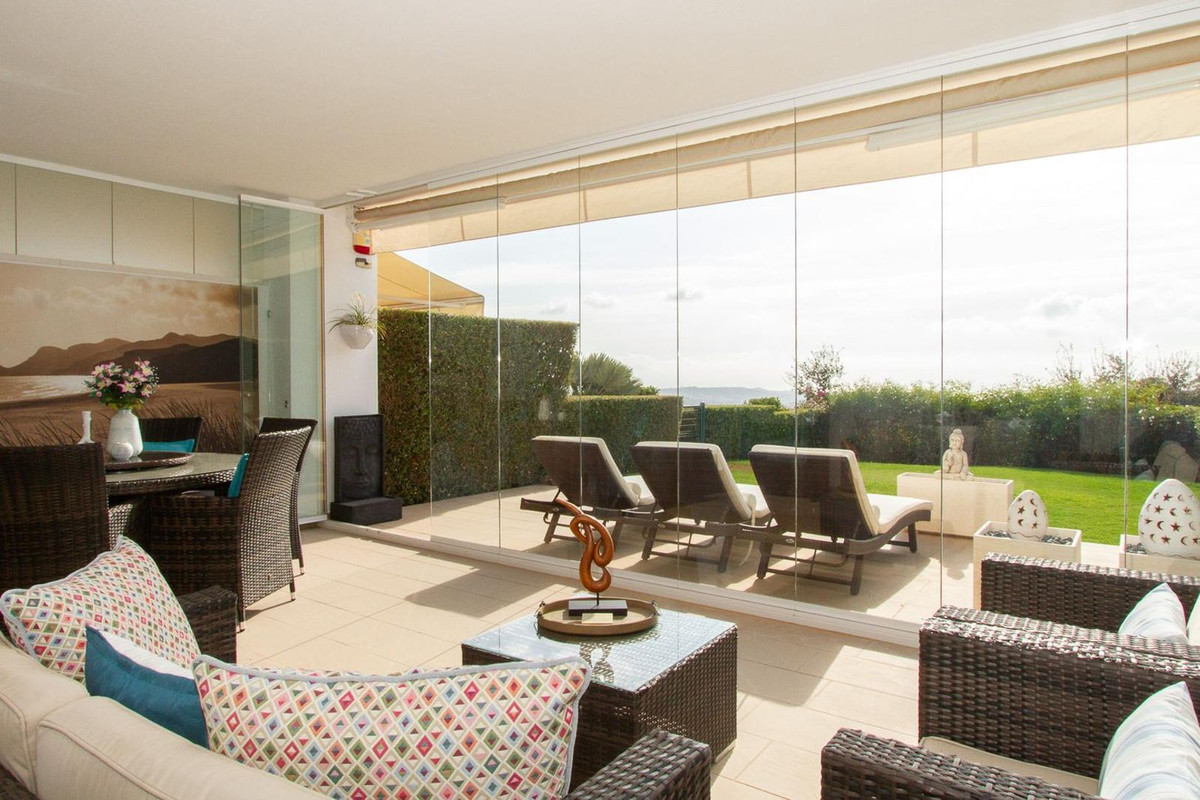 House in La Mairena - Image 3