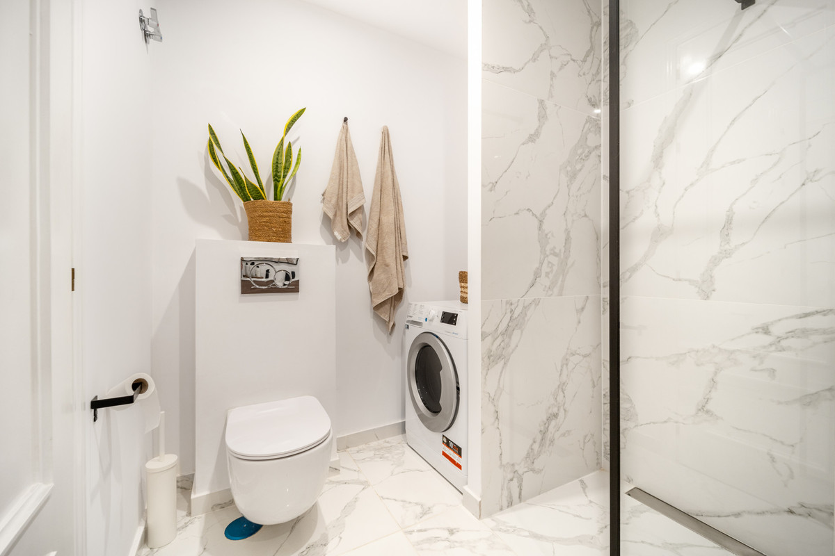 Penthouse in Nueva Andalucia - Image 3