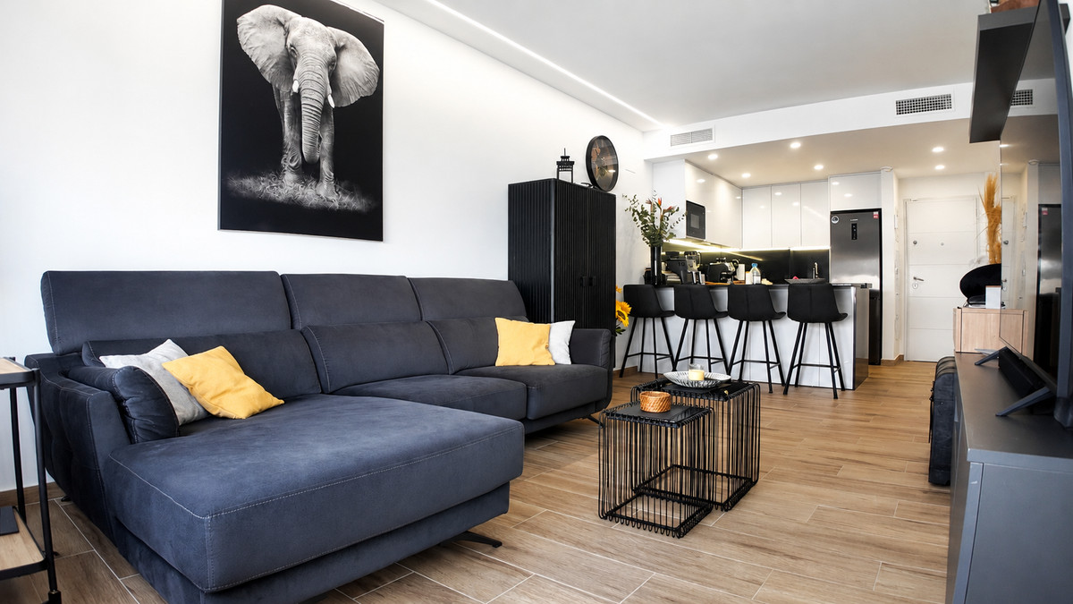 Penthouse in Villamartin - Image 3
