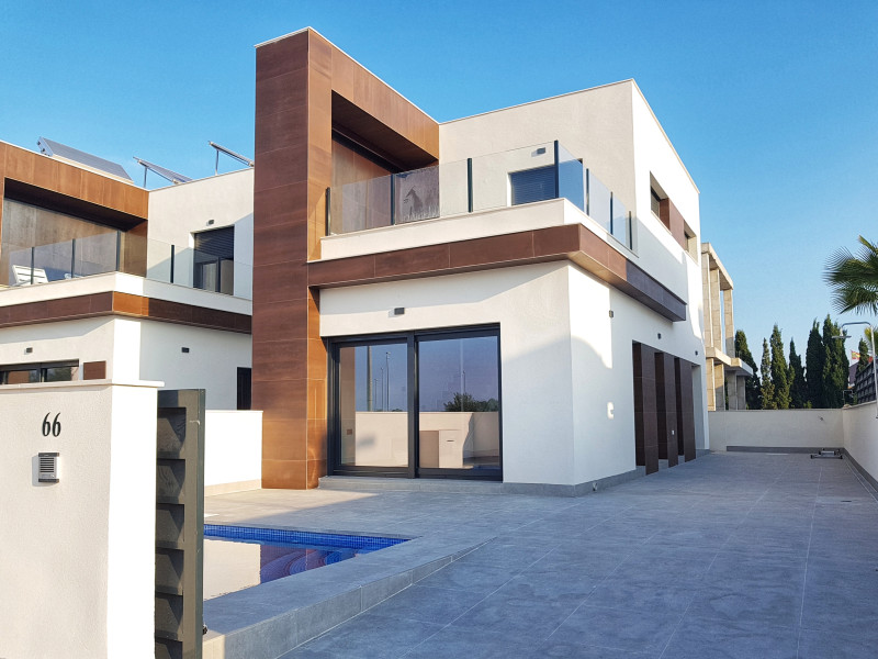 House in Daya Nueva - view 1