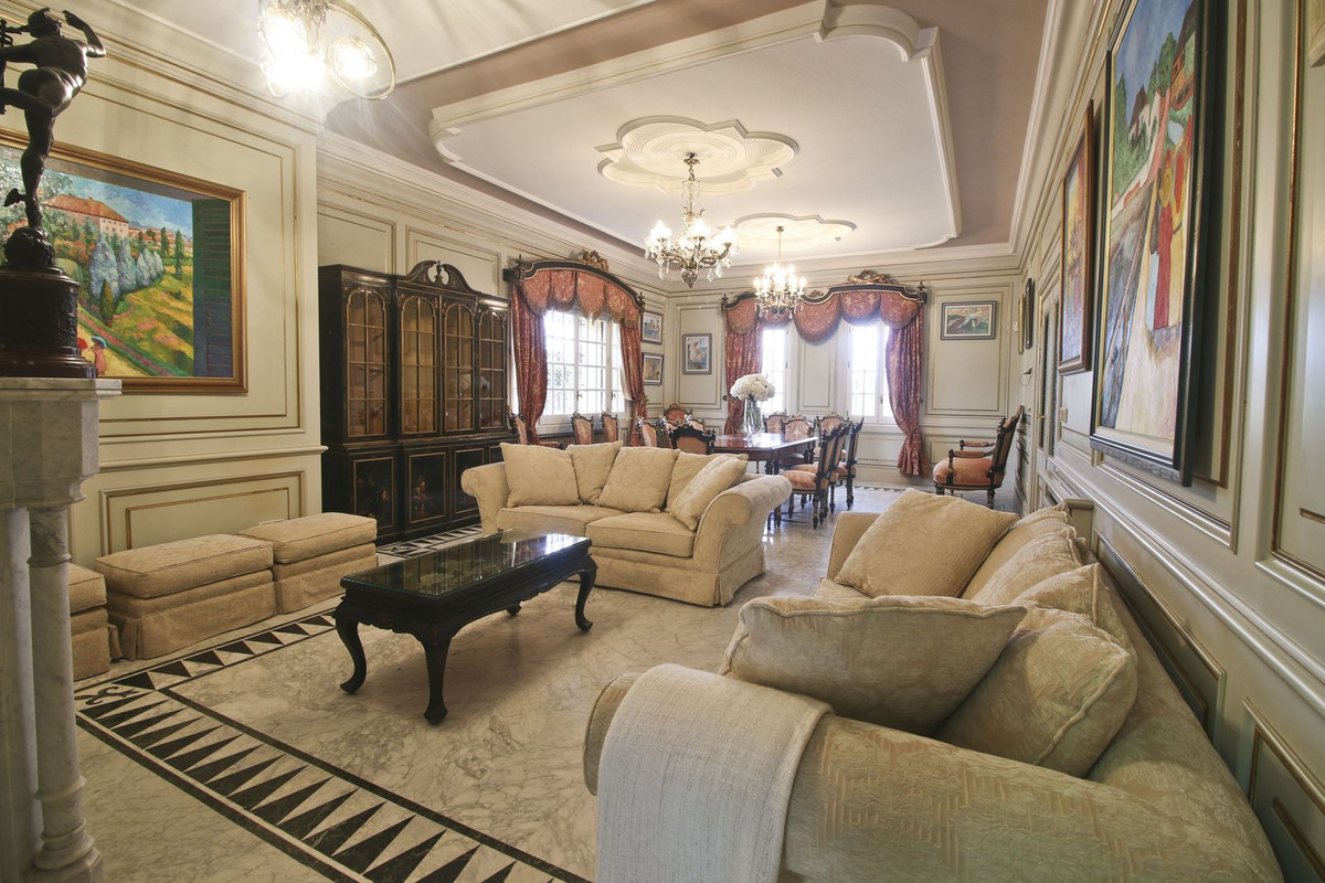 Villa in Villamartin - Image 3