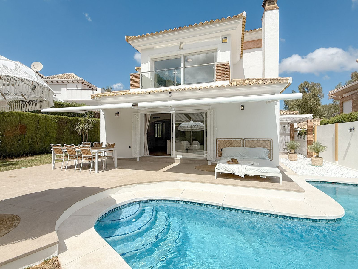 Villa in La Cala De Mijas - view 1