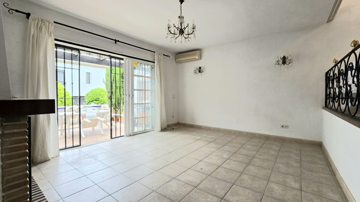 House in Mijas Costa - view 1