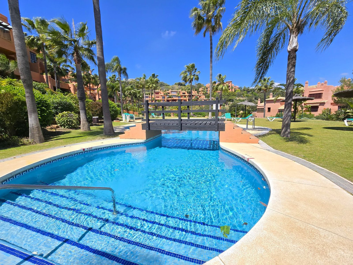 House in La Mairena - view 1