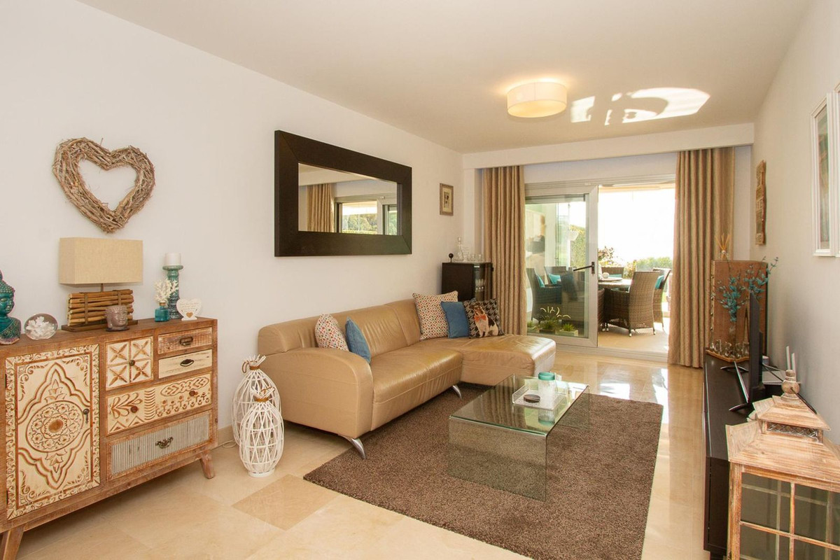 House in La Mairena - Image 2