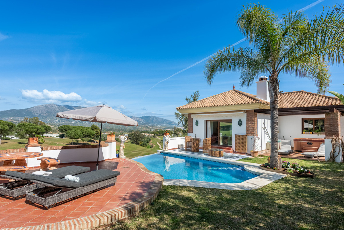 Villa in La Cala De Mijas - view 1