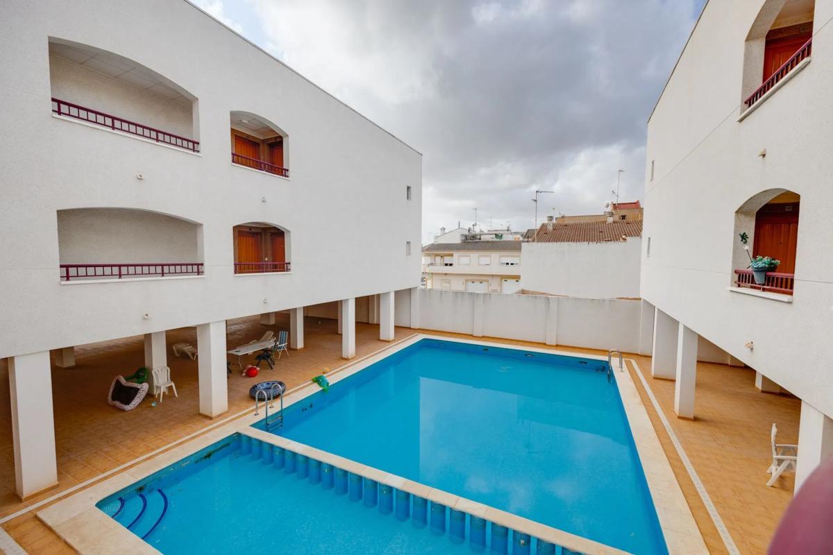 House in San Fulgencio - view 1