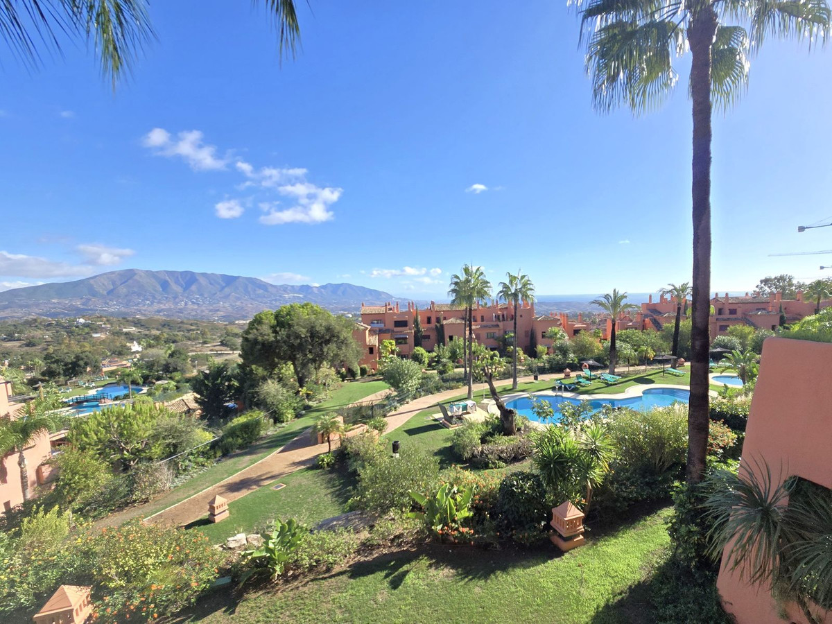 House in La Mairena - Image 2