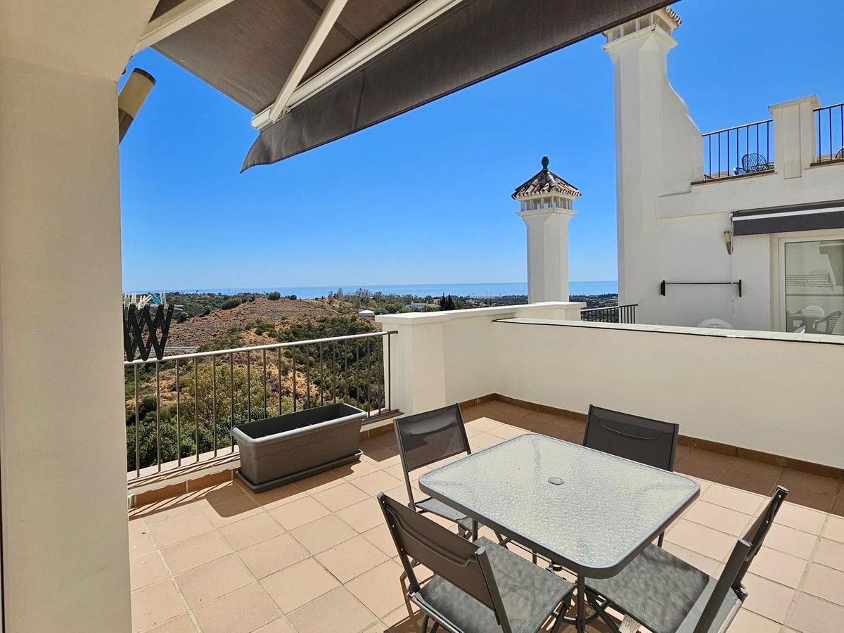 House in Estepona - view 1