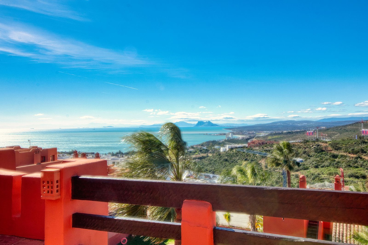 House in Manilva - view 1