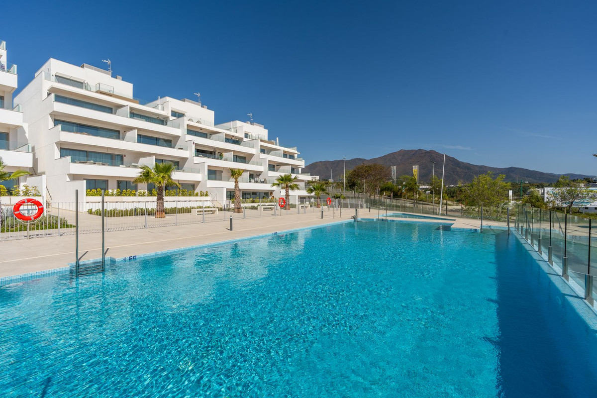 House in Estepona - view 1