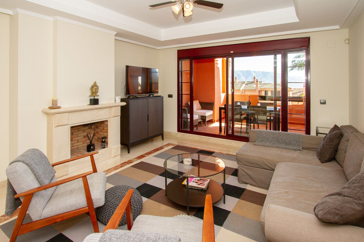 House in La Mairena - Image 2