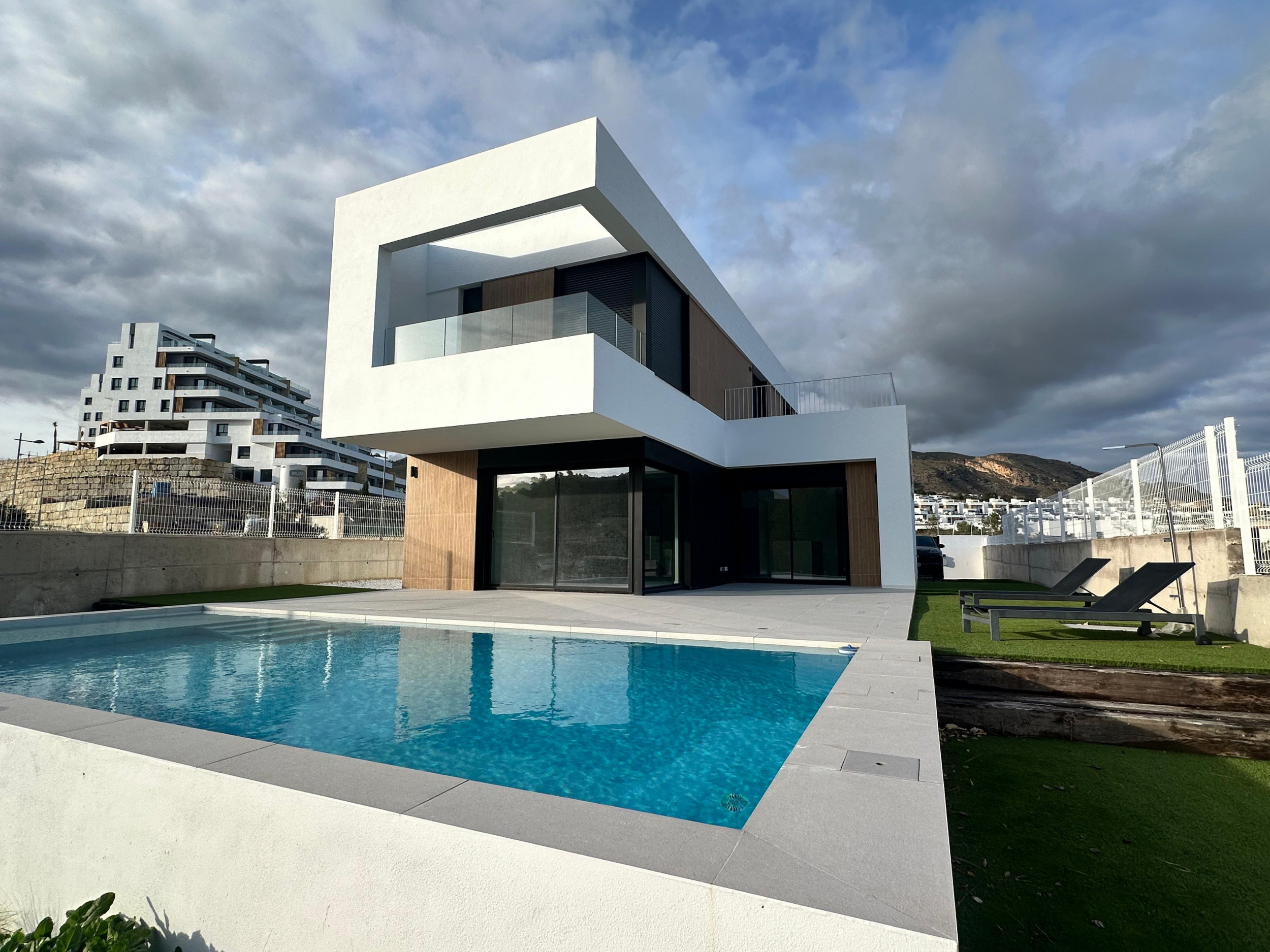 House in Finestrat - view 1