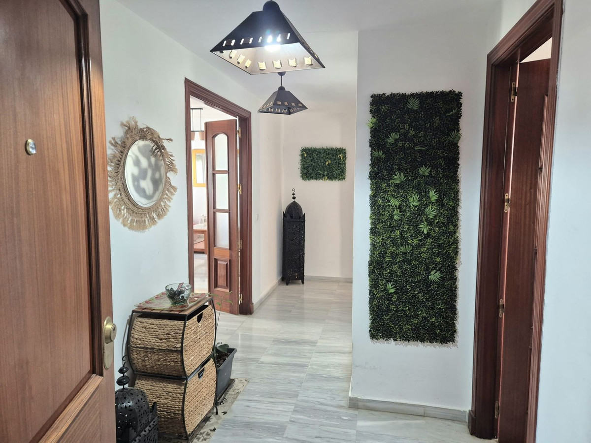 House in Alhaurin el Grande - Image 3