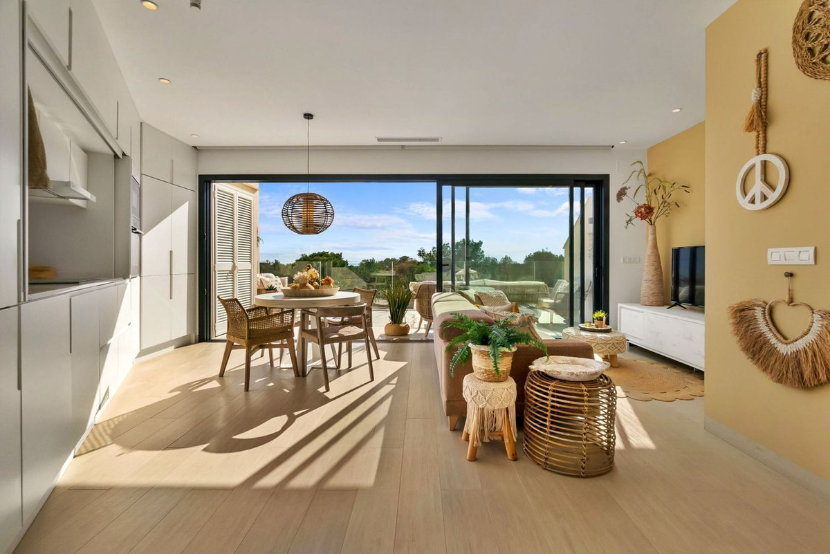 House in El Pinar de Campoverde - view 1