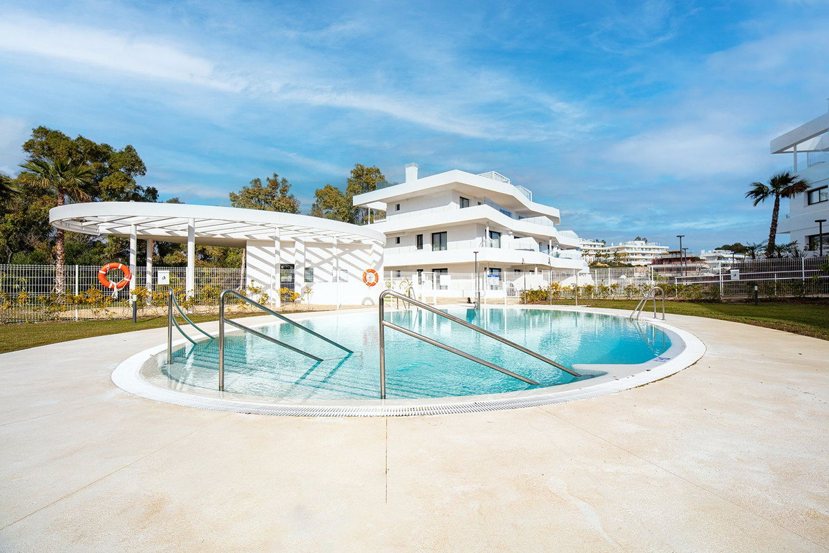 House in Estepona - view 1