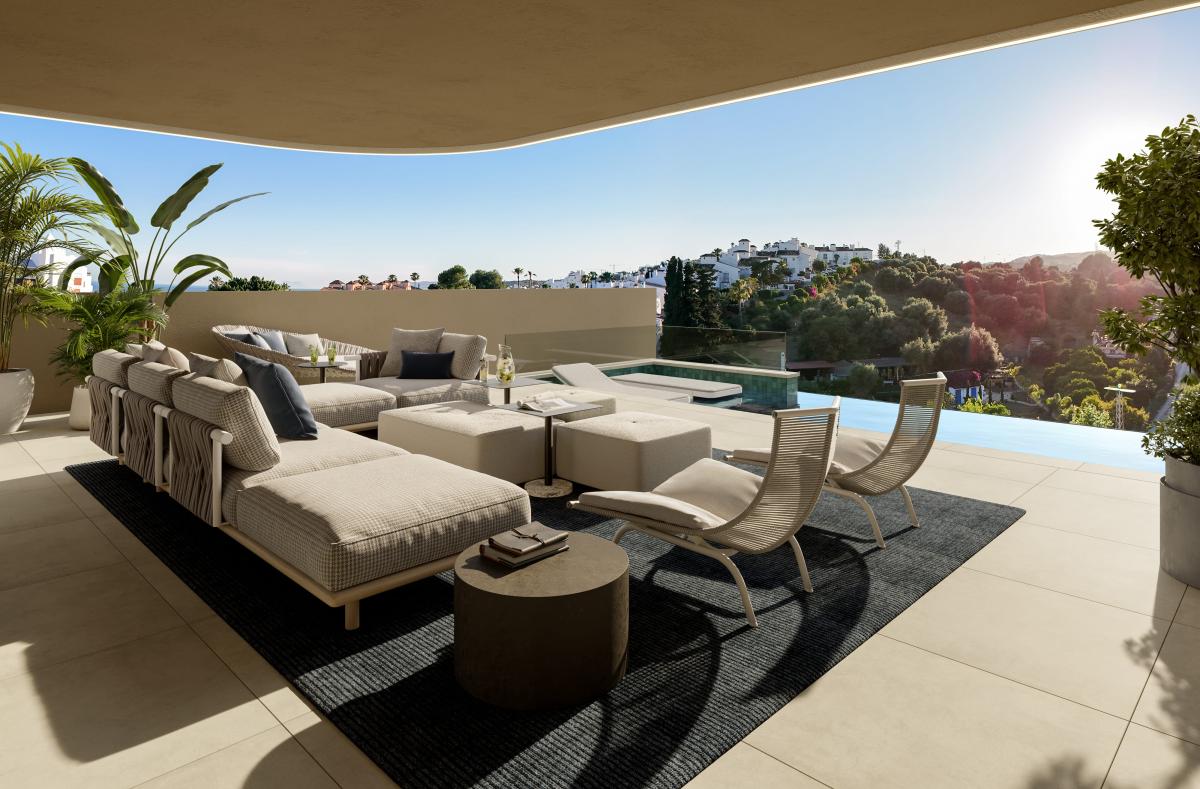 House in Estepona - Image 3