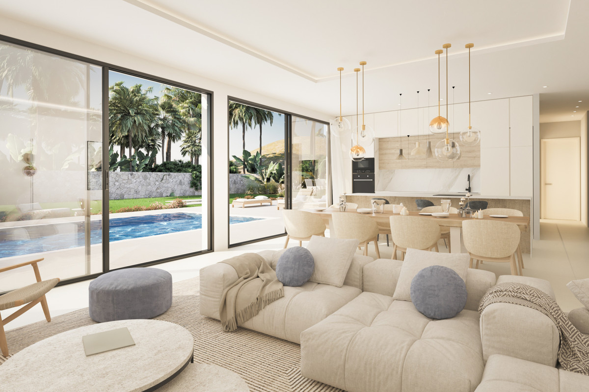 Villa in Estepona - Image 2