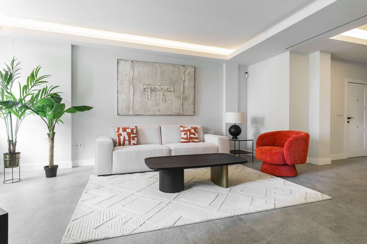 House in Malaga - Image 2