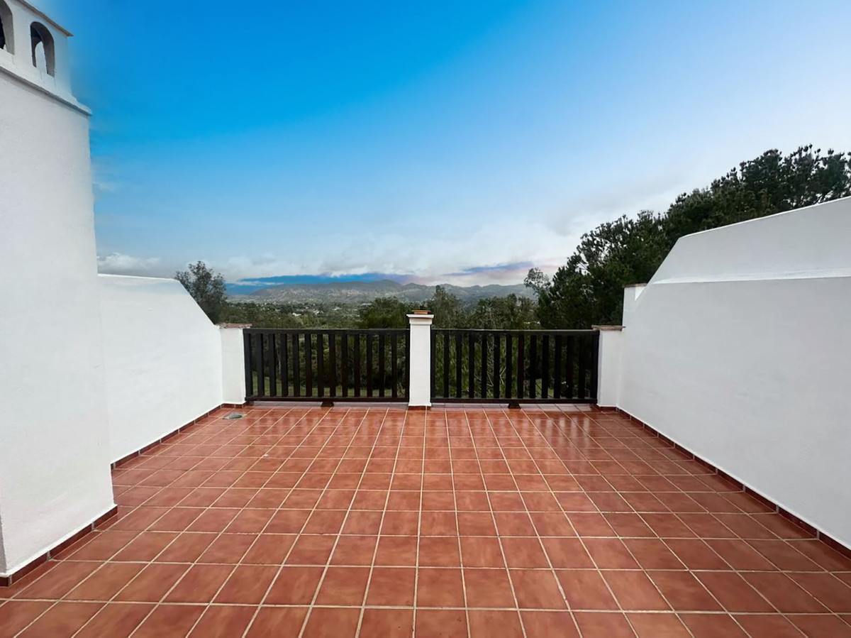 House in Alhaurin de la Torre - Image 3