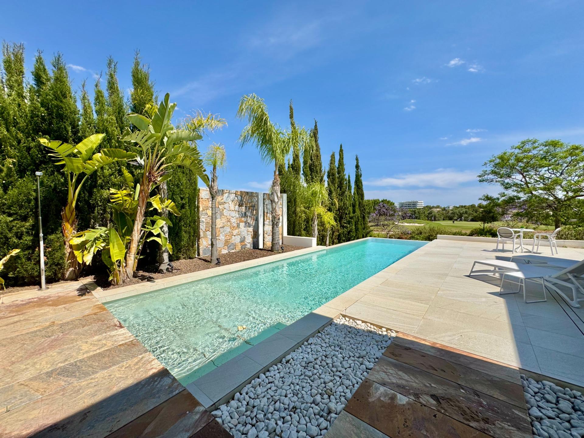 Villa in Molins - view 1