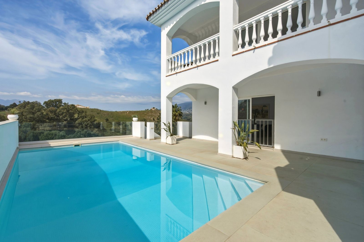 Villa in La Cala De Mijas - view 1