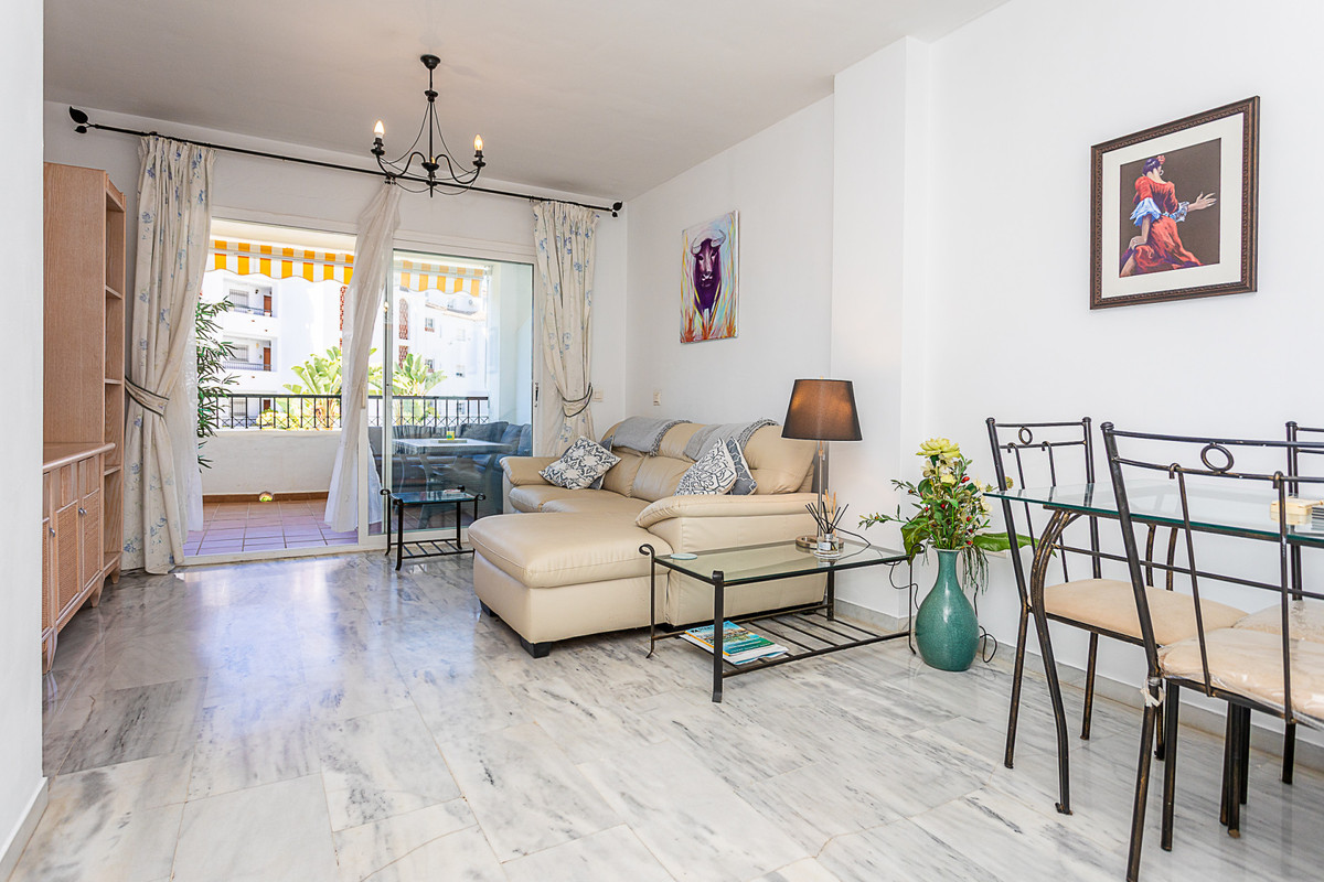 House in Sitio de Calahonda - Image 2