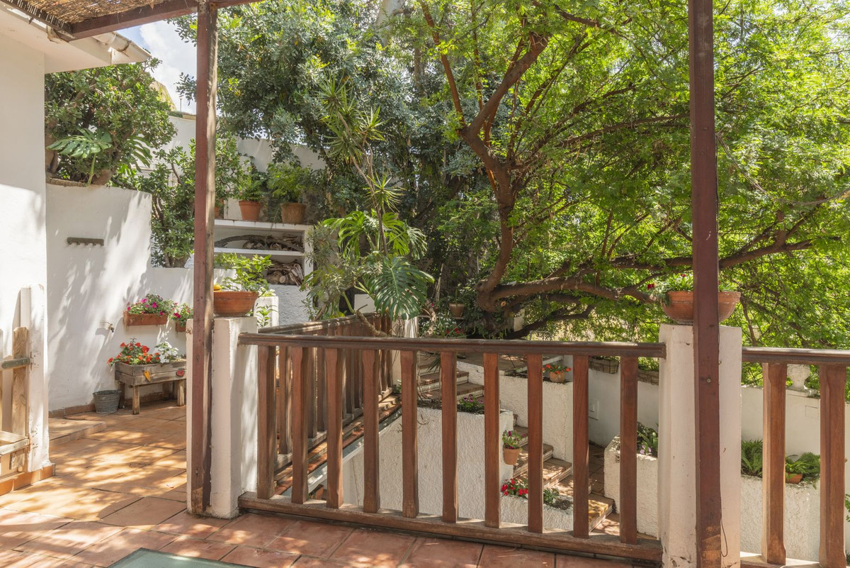 Villa in Malaga - Image 3