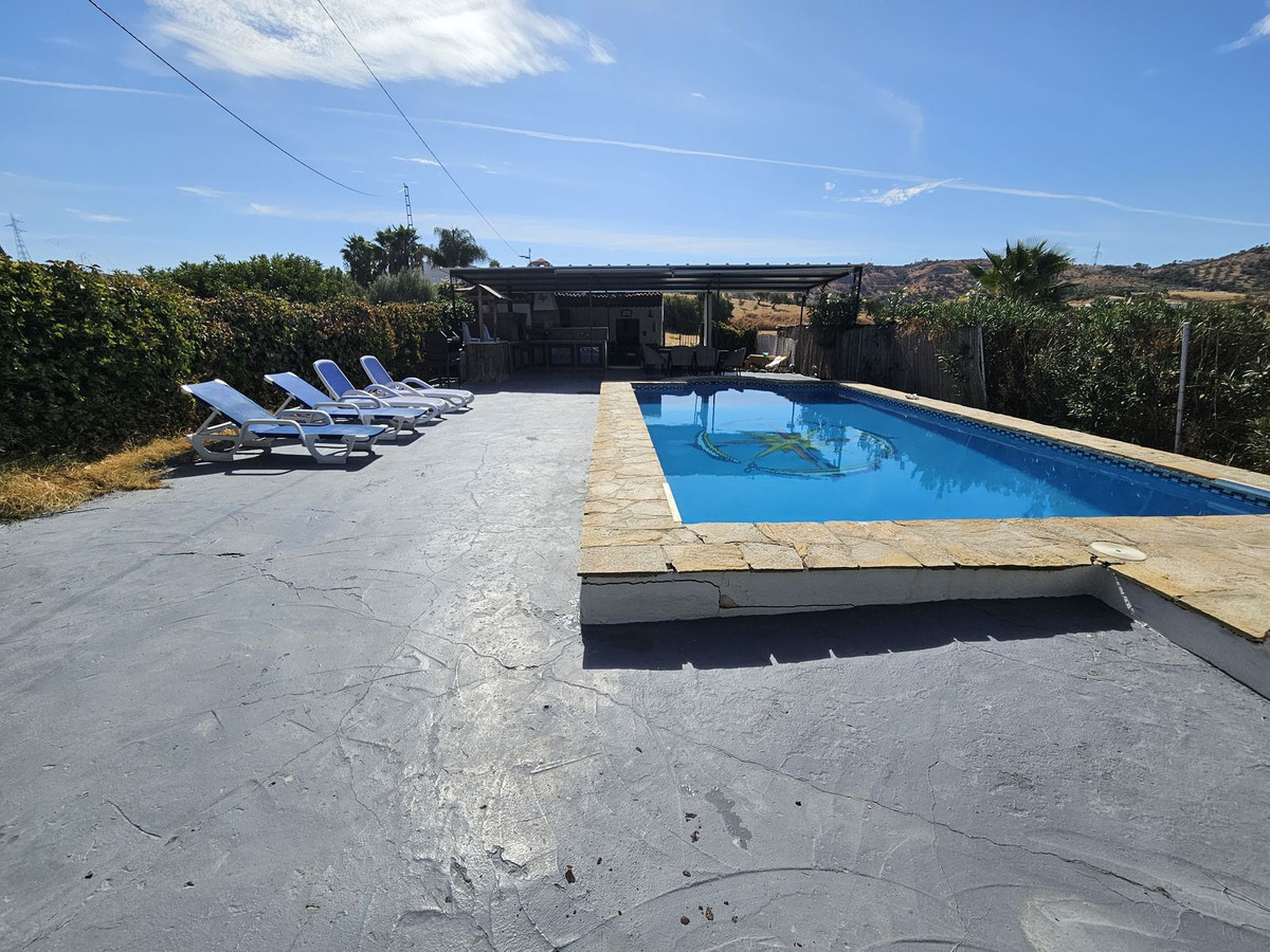 House in Coin - Image 2