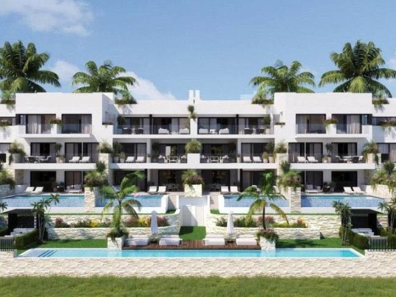 House in Molins - view 1