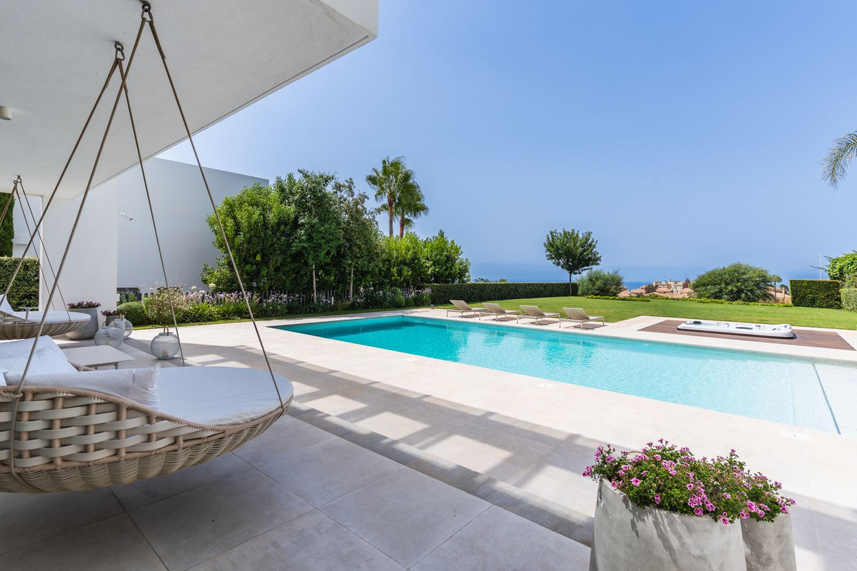 Villa in Las Chapas - view 1